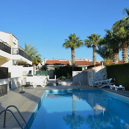 Apartment In Kato Pafos & 10 Min To Venus Beach Ngoại thất bức ảnh