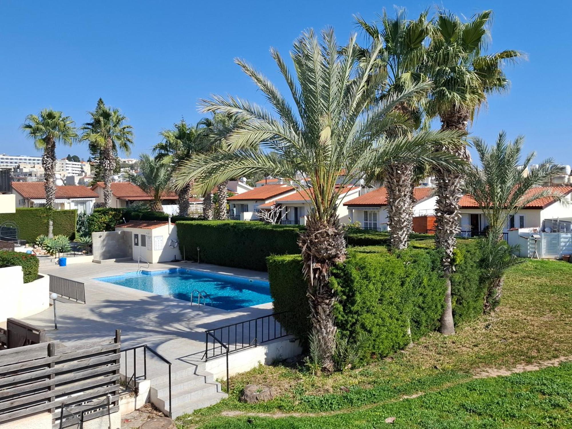 Apartment In Kato Pafos & 10 Min To Venus Beach Ngoại thất bức ảnh